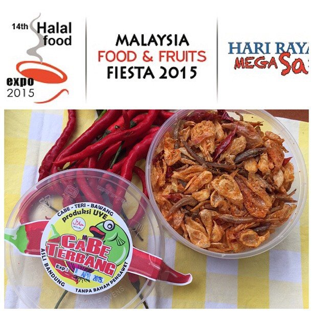 Hello Singaporean! Cabe terbang is joining the 14th Halal Food Expo 2015. Find us at The Singapore EXPO convention, Hall 7 until Jun 14. #cabeterbanguye #halalfoodexposingapore #halalfoodexpo #halalfoodexpo2015 #singapore #singaporehalal #singaporehalalfood #singaporehalalfoodexpo